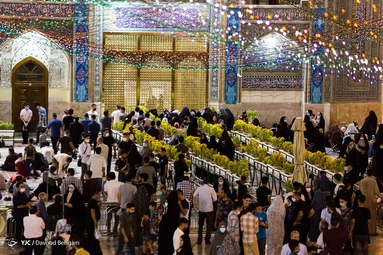 حال و هوای حرم امام رضا(ع) در شب عید غدیر