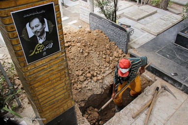 تشییع و خاکسپاری «محمد سرور رجایی» - بهشت زهرا (س) تهران