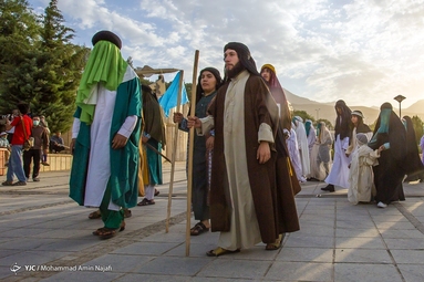 بازسازی واقعه غدیر خم در همدان