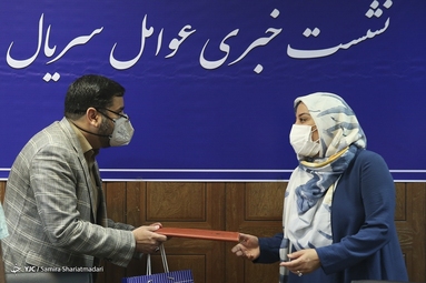 نشست خبری سریال «کلبه ای در مه»
