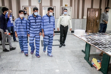 دستگیری سارقان تلفن همراه