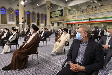 مراسم تنفیذ حکم سیزدهمین دوره ریاست جمهوری اسلامی ایران‌