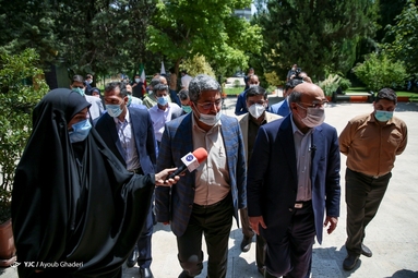 بازدید رییس سازمان صدا و سیما از باشگاه خبرنگاران جوان
