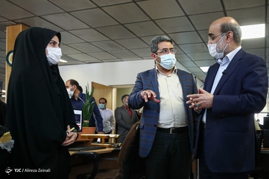 بازدید رییس سازمان صدا و سیما از باشگاه خبرنگاران جوان