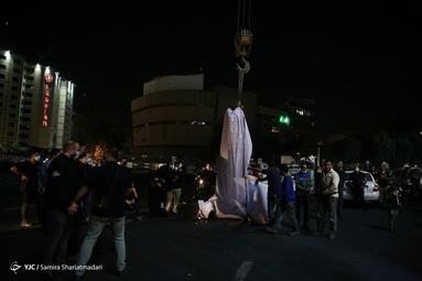 رونمایی از دیوارنگاره محرمی میدان ولیعصر (عج)