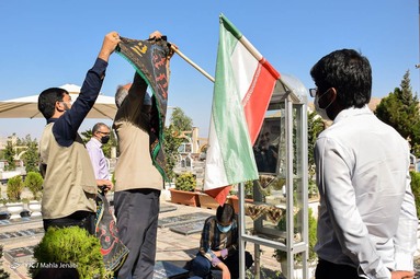 شمیم عزای حسینی در مزار سردار