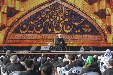 دومین روز از عزاداری سرور و سالار شهیدان با سخنرانی شیخ حسین انصاریان