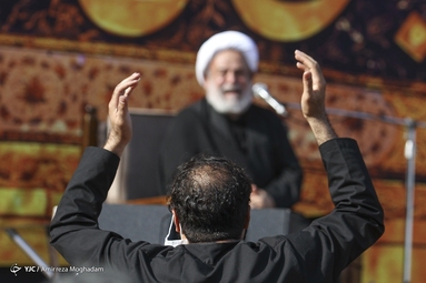 دومین روز از عزاداری سرور و سالار شهیدان با سخنرانی شیخ حسین انصاریان