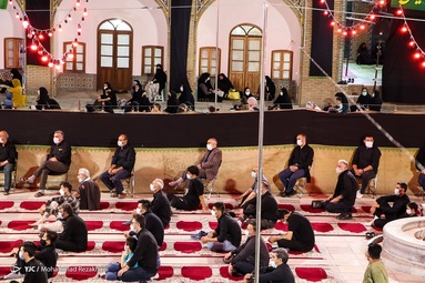 شب سوم محرم در مکتب الزهرای زنجان