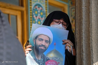 مراسم تشییع و تدفین شهید مدافع حرم «محمد مهدی مالامیری»