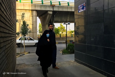 مراسم عزاداری با طرح «هر کوچه شهید، یک حسینیه» در مقابل منزل شهیدرجبعلی قربانی و علی اکبر قاسم زاده - قزوین