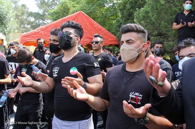 مراسم تشییع و تدفین پیکر ارشا اقدسی هنرمند بدلکار - قطعه هنرمندان بهشت زهرا(س)