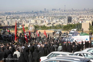 تشییع پیکر شهید مدافع حرم «رضا فرزانه»