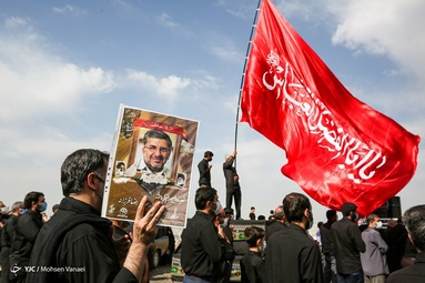 تشییع پیکر شهید مدافع حرم «رضا فرزانه»