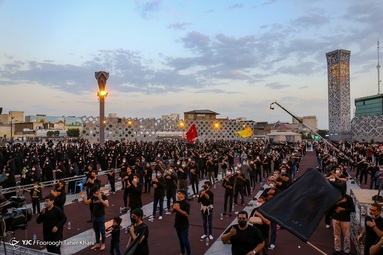 عزاداری شب پنجم محرم -  میدان آیینی امام حسین(ع)