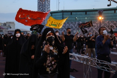 عزاداری شب پنجم محرم -  میدان آیینی امام حسین(ع)