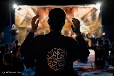 عزاداری هیئت اتباع افغانستانی در شب هشتم محرم - سمنان