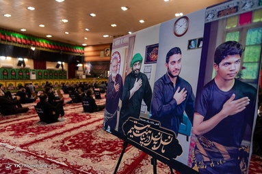 عزاداری شب هفتم محرم با رعایت موازین بهداشتی  در حسینیه عاشقان ثاراالله  - بوشهر
