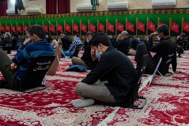 عزاداری شب هفتم محرم با رعایت موازین بهداشتی  در حسینیه عاشقان ثاراالله  - بوشهر