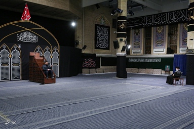 مراسم عزاداری شب هشتم محرم - حسینیه امام خمینی (ره)