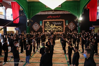 عزاداری ظهر عاشورا  - مسجد اعظم زنجان