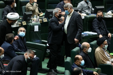 جلسه رای اعتماد به وزیران پیشنهادی دولت سید ابراهیم رییسی - مجلس شورای اسلامی