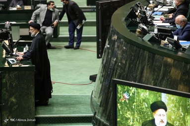 جلسه رای اعتماد به وزیران پیشنهادی دولت سیزدهم - صحن علنی مجلس