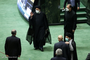جلسه رای اعتماد به وزیران پیشنهادی دولت سیزدهم - صحن علنی مجلس
