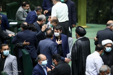 جلسه رای اعتماد به وزیران پیشنهادی دولت سیزدهم - صحن علنی مجلس