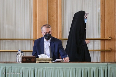 اولین روز کاری امیر عبداللهیان در وزارت امور خارجه