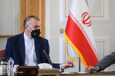 اولین روز کاری امیر عبداللهیان در وزارت امور خارجه