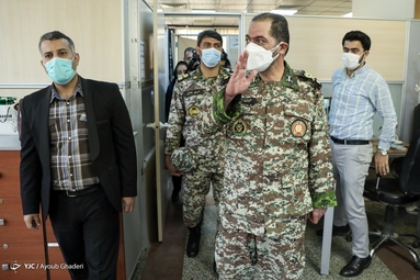 بازدید فرمانده نیروی پدافند هوایی ارتش از باشگاه خبرنگاران جوان