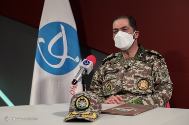 بازدید فرمانده نیروی پدافند هوایی ارتش از باشگاه خبرنگاران جوان