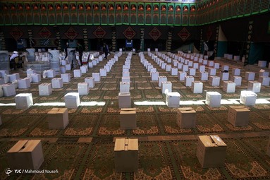 توزیع بسته های معیشتی طرح شمیم حسینی - یزد