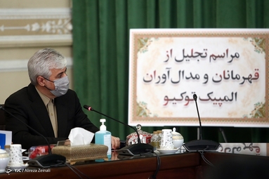 مراسم تقدیر از مدال آوران المپیک در مجلس