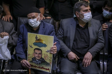 وداع با پیکر شهید مدافع حرم محمد اینانلو