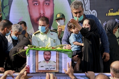 تشییع پیکر شهید مدافع وطن «مهدی آزمون» - آبادان 
