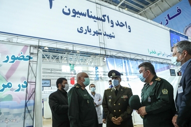 مراسم آغاز مرحله سوم کارآزمایی بالینی واکسن فخرا