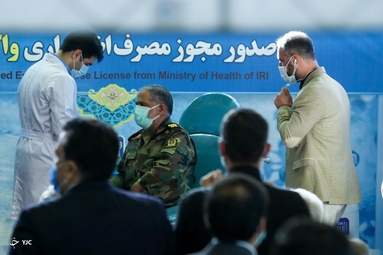 مراسم آغاز مرحله سوم کارآزمایی بالینی واکسن فخرا