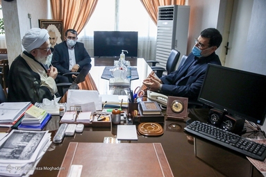 اولین روز قاضی‌زاده هاشمی در بنیاد شهید و امور ایثارگران