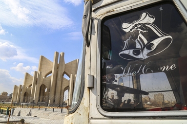 مقبره الشعرا در گیرودار تعمیر