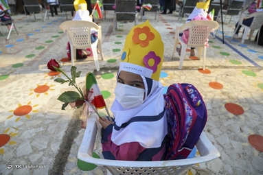 جشن شکوفه‌ها در مدارس - رشت