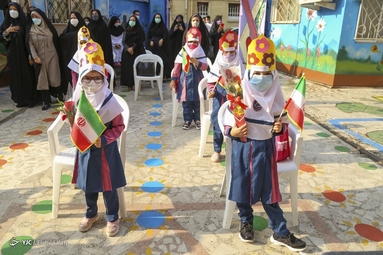 جشن شکوفه‌ها در مدارس - رشت