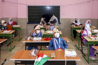 جشن شکوفه‌ها در مدارس - گرگان