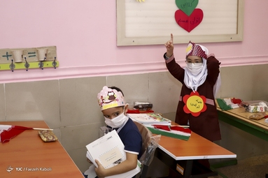 جشن شکوفه‌ها در مدارس - گرگان