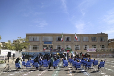 جشن شکوفه‌ها در مدارس - تبریز