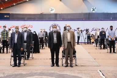 آغاز سال تحصیلی جدید در دانشگاه صنعتی شریف با حضور وزیر علوم