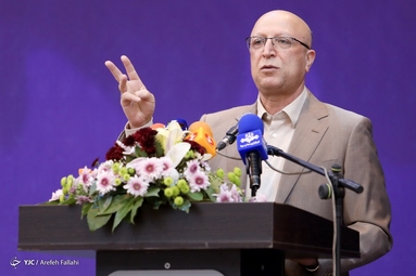 آغاز سال تحصیلی جدید در دانشگاه صنعتی شریف با حضور وزیر علوم