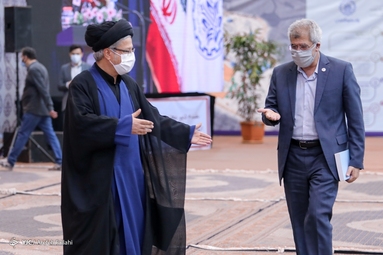 آغاز سال تحصیلی جدید در دانشگاه صنعتی شریف با حضور وزیر علوم
