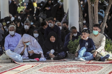 شاهچراغ چلّه نشین سوگ امام حسین (ع)